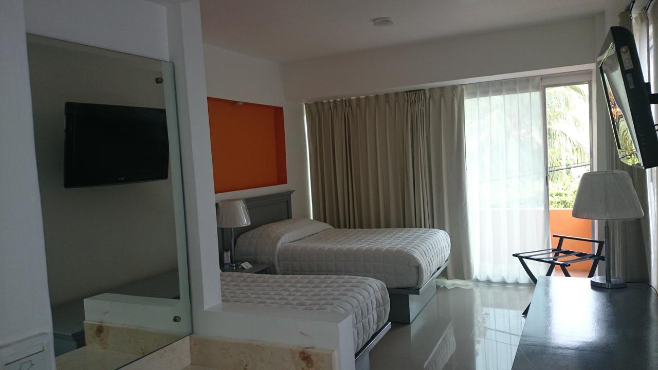 Hotel Del Parque 卡门城 外观 照片